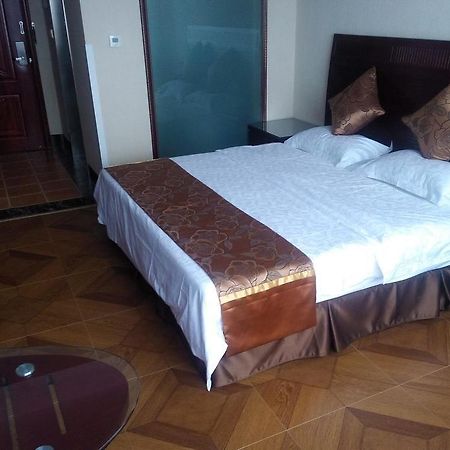 צ'נגדו Fengyu Business Hotel מראה חיצוני תמונה